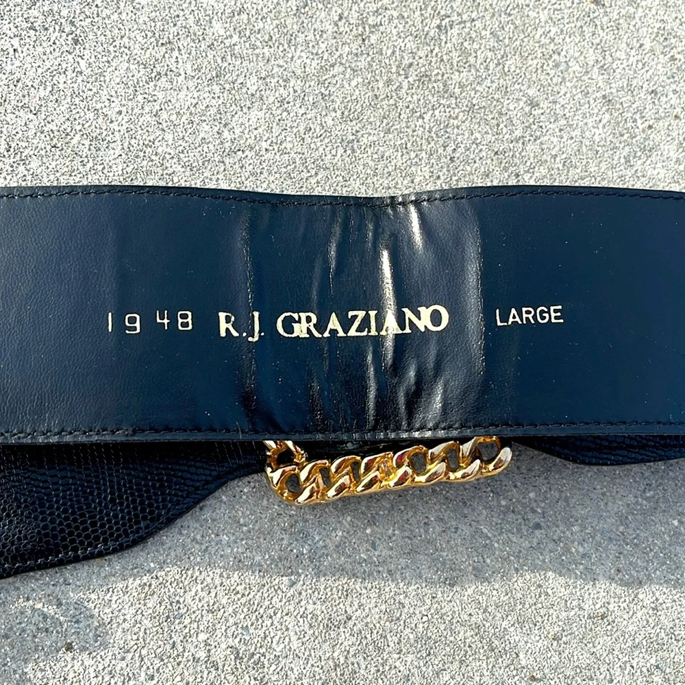 R.J Graziano black leather & gold chain wide belt in very good vintage condition